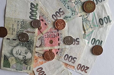 Senát schválil úpravu pravidel pro další navyšování obranných výdajů
